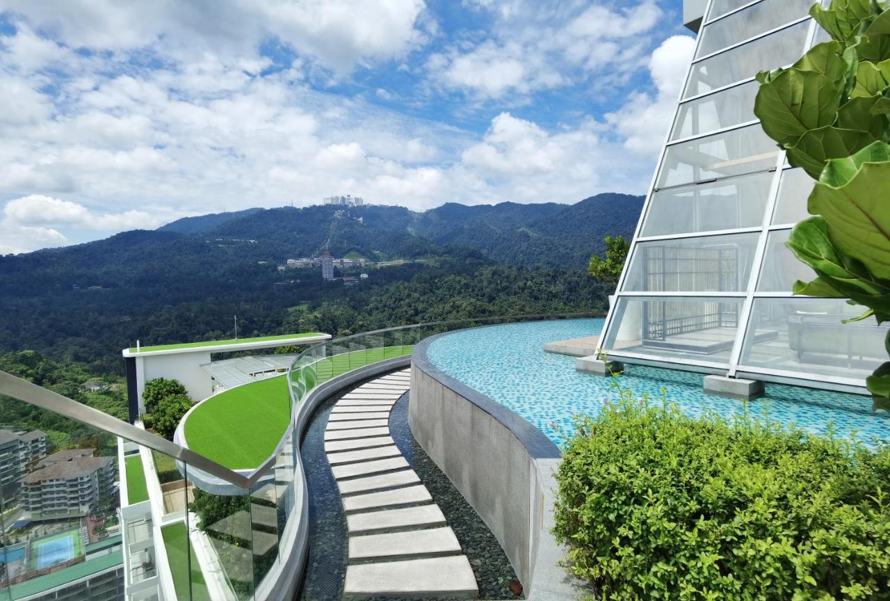 Windmill Upon Hills Luxurious Sky Villa 360 Sky Pool Heated Pool Mountainous Genting View Genting Highland By Heritage Genting Highlands Exterior foto